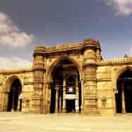 Dentists in Ahmedabad